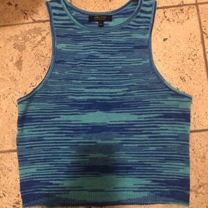 Witty Fox crop tank knitted tank top